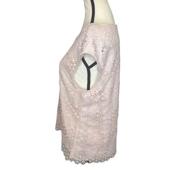 Vince Camuto Women’s Pink Sleeveless Shell w/ Lace-Style Overlay Sz M Business - Picture 6 of 9